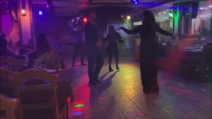 Лезгинка Чеченская 2022 Девушки Танцуют Cупер В Ресторане Москва Мадина ALISHKA Гогия Девочка Танцу