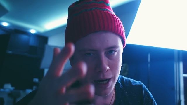 Разобрал САМУЮ ДОРОГУЮ подделку JBL! Вот почему НИКОГДА не стоит покупать ПАЛЬ.. смотреть онлайн