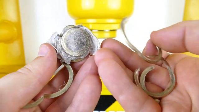 ДРОБИМ МОНЕТЫ ПОД ПРЕССОМ смотреть онлайн