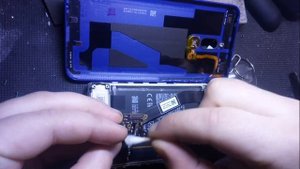 ГОРИТ ЗНАЧОК НАУШНИКОВ XIAOMI REDMI 8  | РЕМОНТ