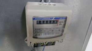 ЭКСПЕРИМЕНТ!!! КАК ОСТАНОВИТЬ СЧЕТЧИК ПЫТАЮСЬ РАСТВОРИТЬ ЭЛ.СЧЕТЧИК ИЗНУТРИ С ПОМОЩЬЮ КИСЛОТЫ!!.mp4