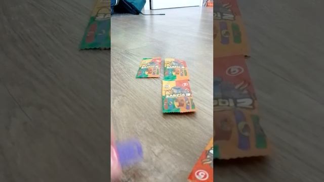 Открытие шести пакетиков с заврами из Пятёрочки!Не понимаю повезло мне или нет??? смотреть онлайн