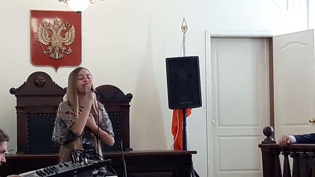 Софья Фисенко "Гуси - лебеди " (cover Ю. Антонов) смотреть онлайн