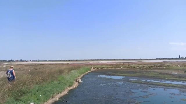 СОЛЕНОЕ ОЗЕРО В КРЫМУ. Целебная грязь