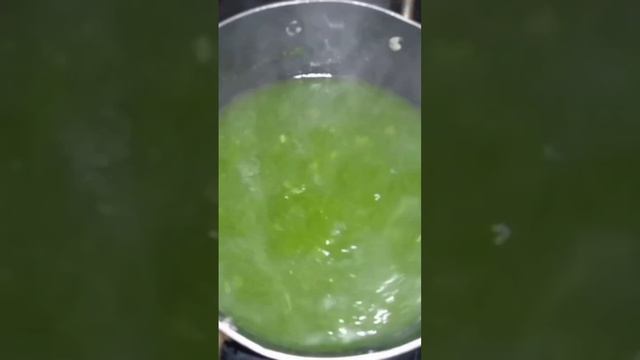 Green Fried Rice. Complete video below 👇#greenfriedrice #friedrice #veggies