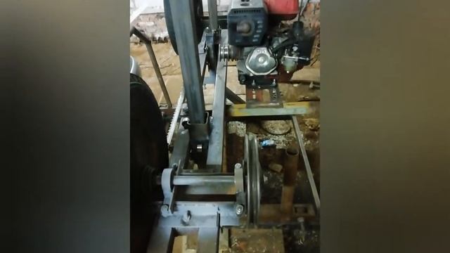 Самодельная пилорама на колёсах смотреть онлайн