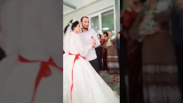 ТАНЕЦ ОТЦА И ДОЧЕРИ .26.04 2023ГОДА .СЯ И КОМЕНТАРИ ВЗАИМНО КО СО ПЭ НА ЛИШНЮ АВЭЛА ЛЭНДИ смотреть онлайн