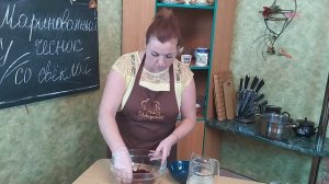 Маринованный чеснок зубчиками, закуска со свёклой - отличная идея как сохранить чеснок на зиму