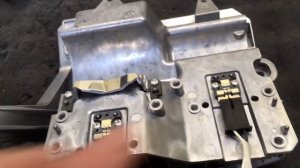 Nissan Leaf 1 поколение - изменение японского света на европейский леворульный