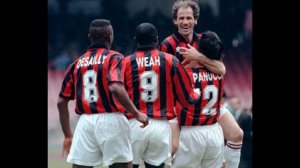 Один из лучших защитников среди всех поколений игроков. Франко Барези