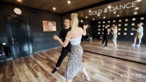 Научил танцевать бачату с нуля за 45 минут и сразу пошли на вечеринку ✅