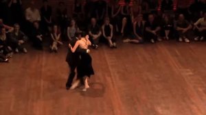 Miguel Zotto и Daiana Guspero танцуют милонгу на фестивале Tango Magia 15