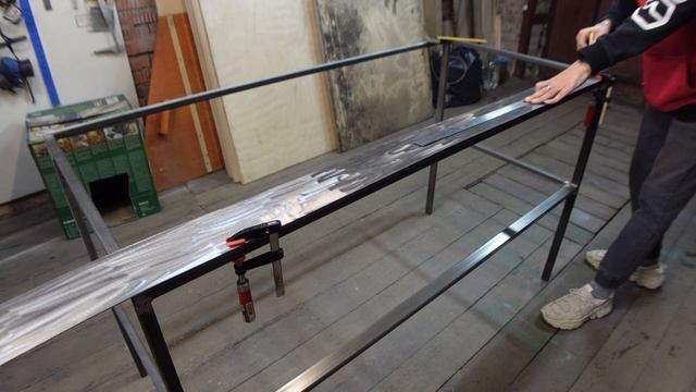 делаю РАСПИЛОВОЧНЫЙ СТОЛ и ТЕЛЕЖКУ ДЛЯ СВАРКИ смотреть онлайн