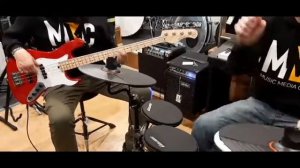 Sadowsky MetroExpress Vintage J/J candy apple red bas gitara + Warwick BC 20 bas pojačalo