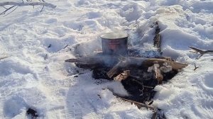 рыбачили,загорали,варили супчик.