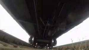 КАМЕРА ПОД ТОВАРНЫМ ПОЕЗДОМ
