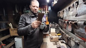 Посылка с топорами из Новгородской области