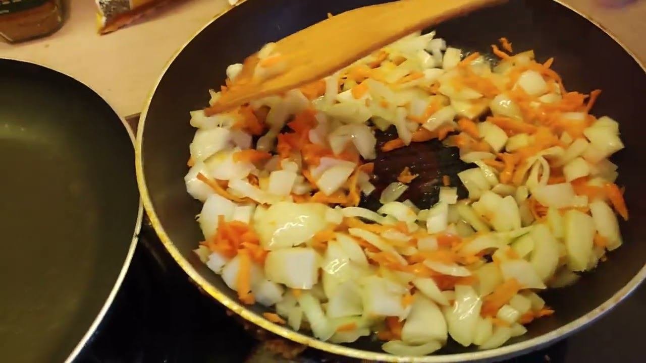 Вкусно и быстро. Готовлю филе минтая с макарошками и болтаю