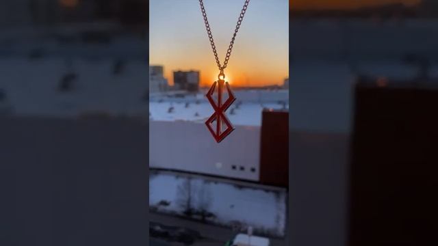 Берсерк - кулон "Клеймо жертвы" смотреть онлайн