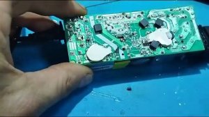 Блок питания ноутбука samsung на выходе заниженное напряжение