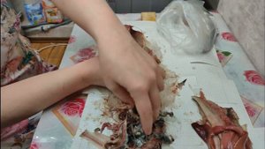 Разделайте селедку быстро!