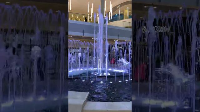 Танец фонтана в Сочи в ТЦ МореМолл