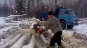 Работа в лесу.Погрузка дров в ЗИЛ-130.