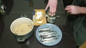 #Мойва пряного посола# Как солить мойву.Быстро и вкусно.Только так солю мойву. Очень вкусно.