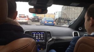 Тест драйв Jeep Grand Cherokee Track Hawk