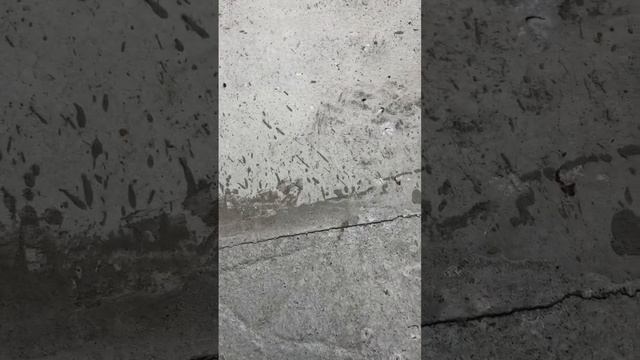 2 месяца после заливки отмостки шахматным способом #стройка #отмостка #бетон #ремонт #шахматный смотреть онлайн