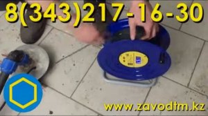 Измерение температуры воды в скважине термометром ТСЭ