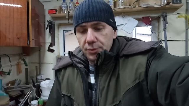 Зимовка в изоляции. Изоляторы маток. смотреть онлайн