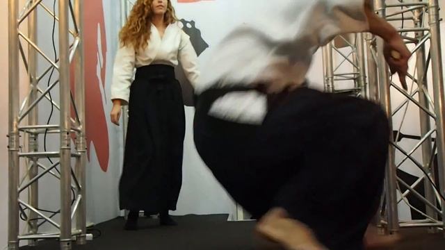 16-я Фотоярмарка СПб - на стенде PENTAX - видео PEN E-PL3