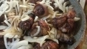 Вы будете готовить так всегда! Мягкие утиные потрошки в сметанном соусе.