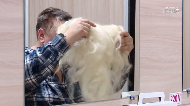 ХОРОШИЙ ПОВОД: Братский Дед Мороз готовится к Новому году смотреть онлайн