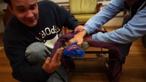 РАЗРЕЗАЕМ розового ХАГГИ ВАГГИ в реальной жизни ЖИВАЯ ИГРУШКА ХАГИ ВАГИ Дом Кадиллак Мексика