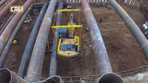 Подъем экскаватора JCB из котлована