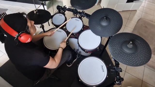 RESISTANCE - MUSE - DRUM COVER ON ALESIS STRIKE PRO SE E-DRUMS - NO CLICK