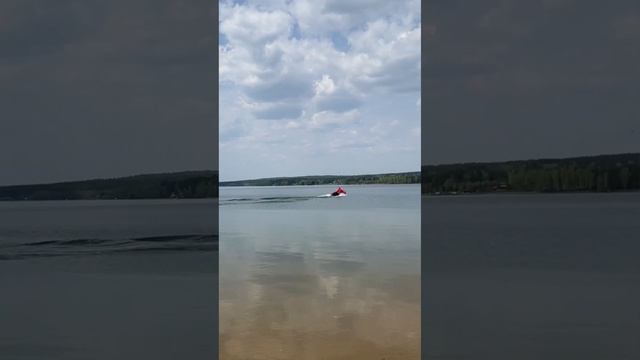 Хатанга 360 pro с Toyama 9.9/15 смотреть онлайн