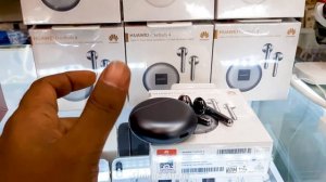 Huawei FreeBuds 4 Bangla Review 2021 | Freebuds4 কানে লাগালে বুঝায় যায় না, কানের মধ্যে কিছু আছে কিন