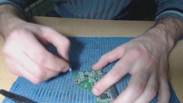 Попытка оживить ЖД WesternDigital WD10EZEX смотреть онлайн