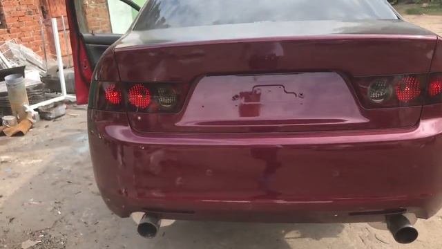 Яркое мерцания габаритных огней задний фонарей смотреть онлайн