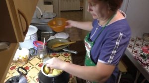 Пробую афганский казан