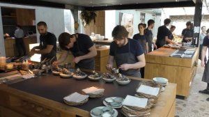 Noma 2.0, kitchen serving & plating from René Redzepi, Copenhagen