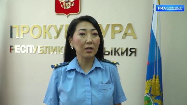 Должностное лицо освобождено от замещаемой должности муниципальной службы