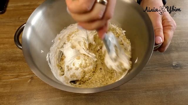 ЩО ПРИГОТУВАТИ З БІЛКІВ? ?ШВИДКО І НЕДОРОГО ? ТІСТЕЧКА З БІЛКІВ ? БЕЗЕ З ГОРІШКАМИ смотреть онлайн