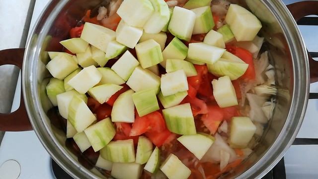 Рагу с капустой и картофелем