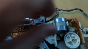 Как выставить шестерни в видеомагнитофоне.