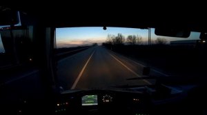 Вождение автобуса вечером в городе. Pov. POV камера. Автобус "Электрон".