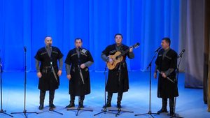 "Сулико" (муз. В.Церетели, сл. А.Церетели) в исполнении солистов ансамбля «Алило» (Грузия)